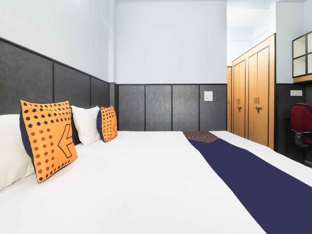 Spot On 82236 Aryan Home Stay Jhajra Екстер'єр фото