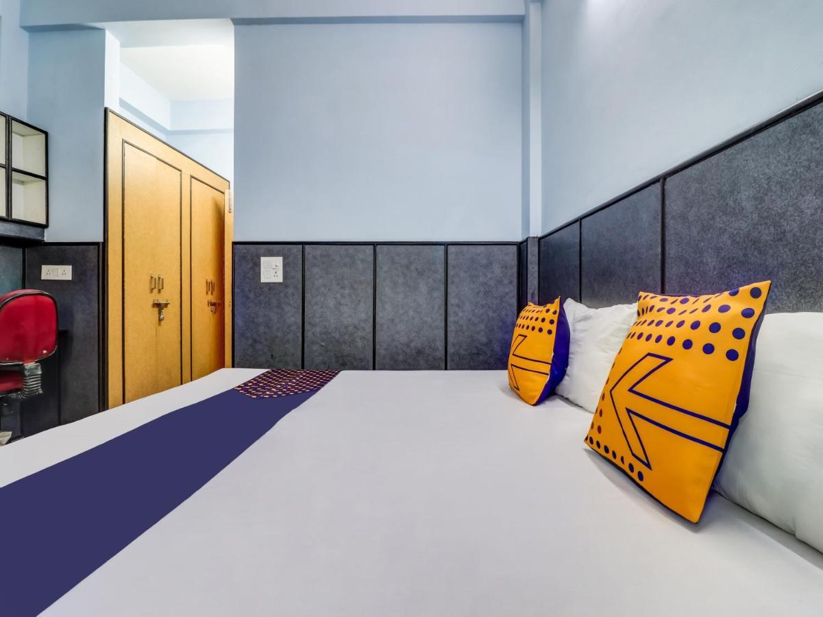 Spot On 82236 Aryan Home Stay Jhajra Екстер'єр фото