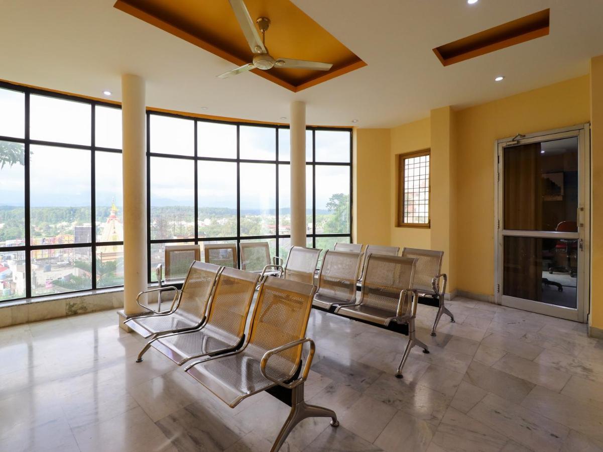 Spot On 82236 Aryan Home Stay Jhajra Екстер'єр фото